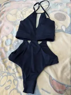 ALEXIASTAM　ワンピース水着　Mサイズのサムネイル