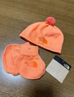 L*y様 新品　ノースフェイス Baby コットン　帽子&ソックス