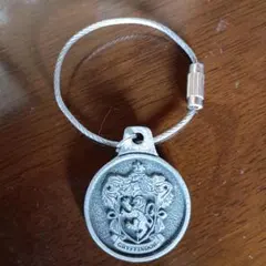 映画ハリーポッター　グリフィンドール エンブレム ストラップ