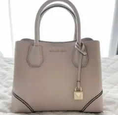 ピンク ハンドバッグ