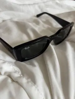 【美品】Ray-Ban KILIANE RB4395F サングラス ブラック