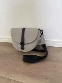 美品GASTON LUGA ショルダーバッグ トープグレージュのサムネイル