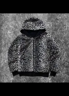 MOOJI MOOJI Oversize Crop Hoodie Black - メルカリ