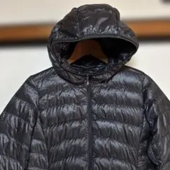 美品 ユニクロ ウルトラライトダウンジャケット パーカ ブラック　サイズS
