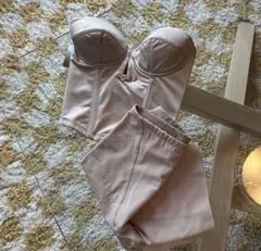 【値引き可】ブライダルインナー　背中開き　ベージュ　B65