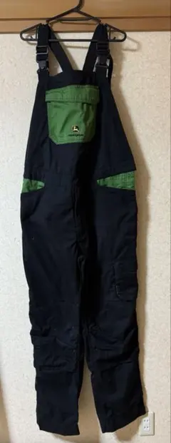 Item thumbnail for item 8806e7a0-23dd-45fb-8e6d-8906c1d5b404