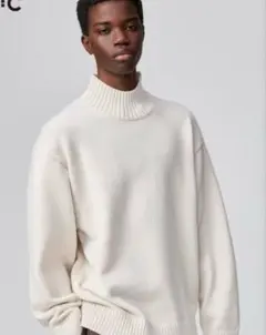 【1回使用美品】UNIQLO ローゲージ ハイネック セーター オフホワイトM