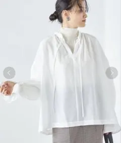 シアー スキッパー ボリューム スリーブ ブラウス SHIPS WOMEN