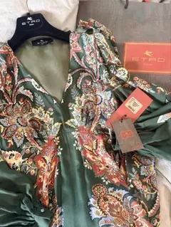 ETRO ペイズリー　グリーン　ワンピースのサムネイル