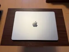 M4 Apple MacBook 13インチ ほぼ未使用　AppleCare 有