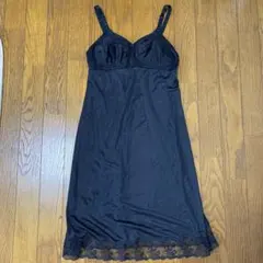 ワコール　キャミソール　カップ付き　黒