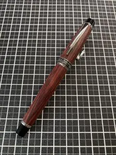 万年筆】ヴィスコンティ ディヴィーナ エレガンス オーバーサイズ