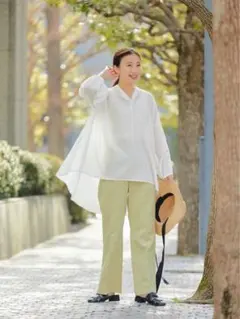 【美品】green label relaxingのフレアパンツ　サイズ36のサムネイル