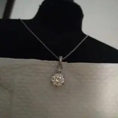 【新品】大粒ネックレス　早い者勝ち！！