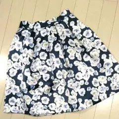 美品 ★レストローズ 花柄スカート★REST ROSE サイズ2