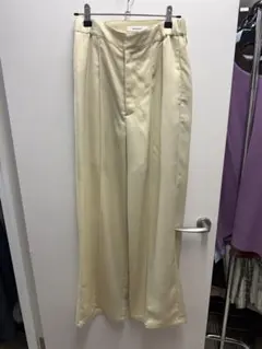 【新品 未使用】MOUSSY マウジー クリーム色 ワイドパンツ サイズ2