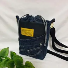 ショルダーバッグ　大人カジュアル　デニムリメイク　ハンドメイド　黒レザー　上品