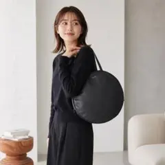 美品✨agnes b アニエスベー レザー丸型ハンドバッグ 黒 保存袋付き