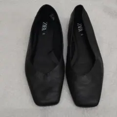 (2) ZARA ブラック スクエアトゥ シューズ 37