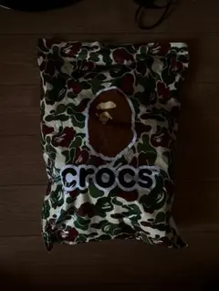 Crocs BAPEカモフラージュ クロッグサンダル - メルカリ