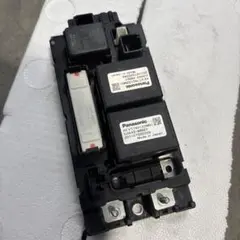 トヨタ PRIUS プリウスα ZVW30 HVバッテリージャンクションブロックのサムネイル