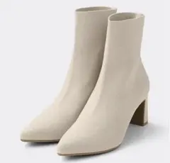 ※最終価格※ GU ポインテッドニットブーツ オフホワイト Mサイズ