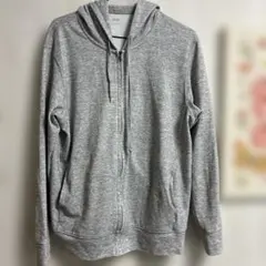 【ユニクロ】グレー フルジップパーカー