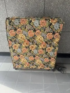 美品　折りたたみベッド　引き取り限定　大阪摂津市から　近場であれば自社配達可能