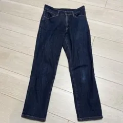 Item thumbnail for item 80aefd3c-07f4-41f6-a13f-59bf8d05620a