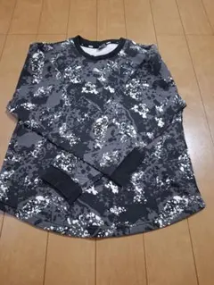 PUMA カモフラージュ柄 トレーナー