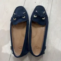 美品UGG ネイビー スエード モカシン