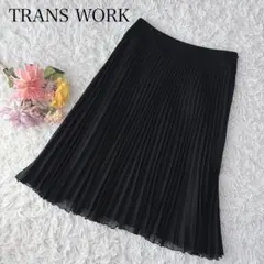 【M】トランスワーク　プリーツスカート　ブラック　黒　無地　きれいめ　上品のサムネイル