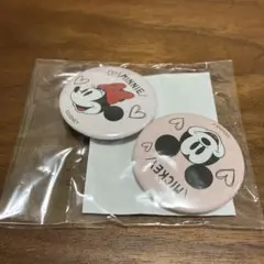 ディズニーストア ミッキー ミニー 缶バッジ 2個セット