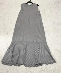 【新品、未使用に近い】ベースメントオンライン ワンピース ギンガムチェック