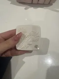 PAUL & JOE パウダーチーク ボディコンパクト