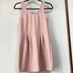ピンク ワンピース
