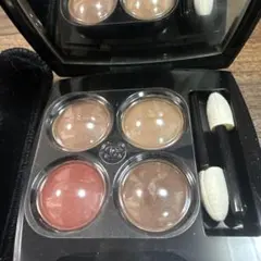 Chanel アイシャドウパレット 4色