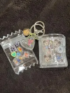 匿名発送　キーホルダー付　ミニシール帳　完成品　ディズニー