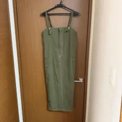 オリーブ色キャミワンピース