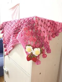 ひざ掛け　マルチカバー　いちご　ハンドメイド
