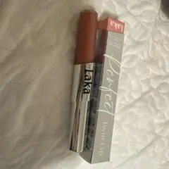 Laka Perfect Twin Lip 902 Bare Coralのサムネイル