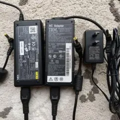 ACアダプター　３個