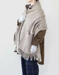 ラプアンカンクリ ポケットショール ブラウン×ホワイトMARIA