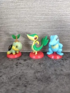 ポケモン　チョコエッグ　3体セット