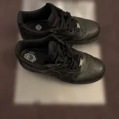 Nike Air Force 1 黒色 ローカット