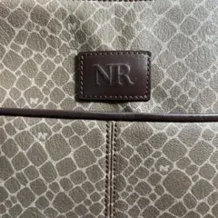 Item thumbnail for item 2571d8cf-18e4-4534-b818-34bd4f3a2394