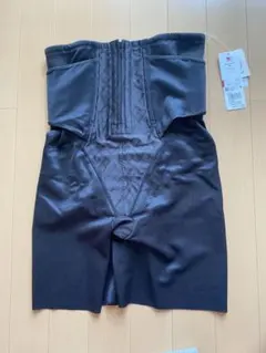 ワコール　産後用シェイプマミーガードル76