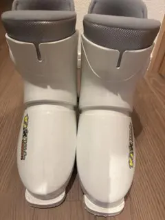 Growhill Kids ホワイトスキーブーツ