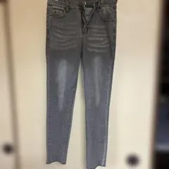 JULIA BOUTIQUE グレー スキニーパンツ Lサイズのサムネイル