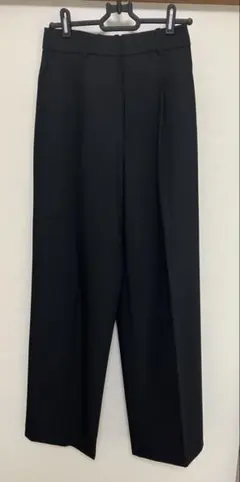 UNIQLO タックワイドパンツ 丈長め